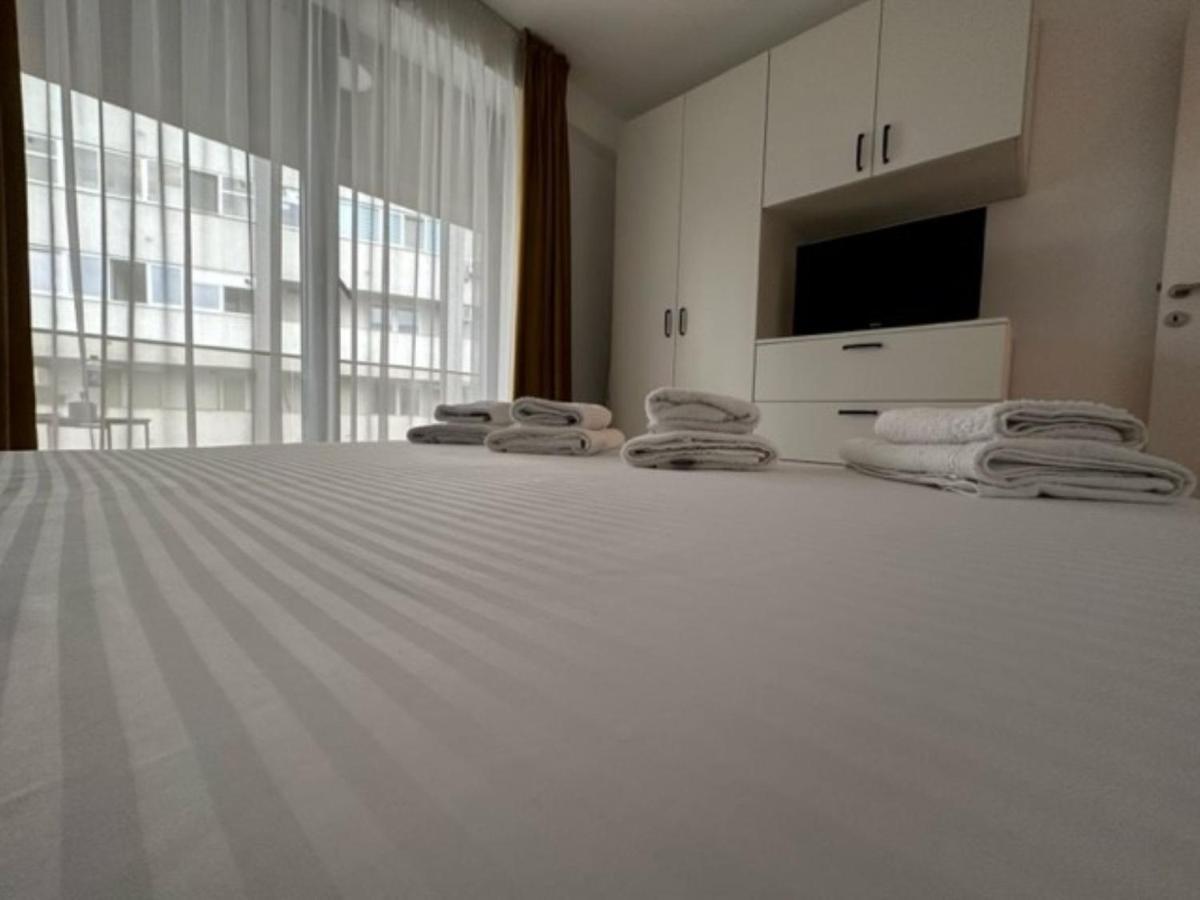 Escape Lounge Leilighet Craiova Eksteriør bilde